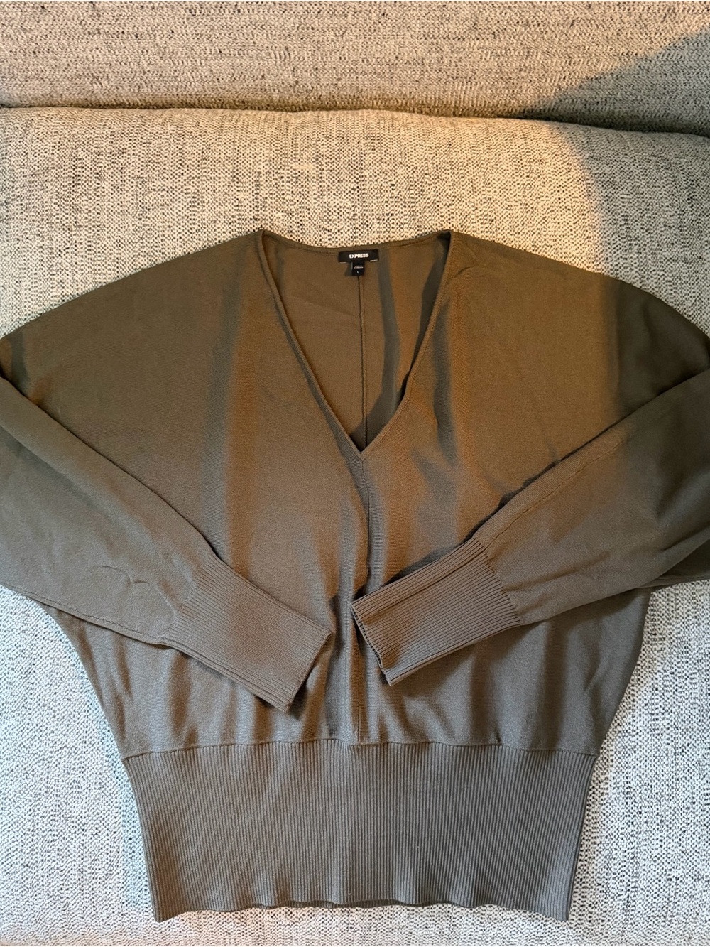 Express Women’s Olive V-Neck Pullover Sweater